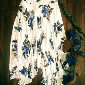 Asymmetrical Hem Floral Midi Skirt